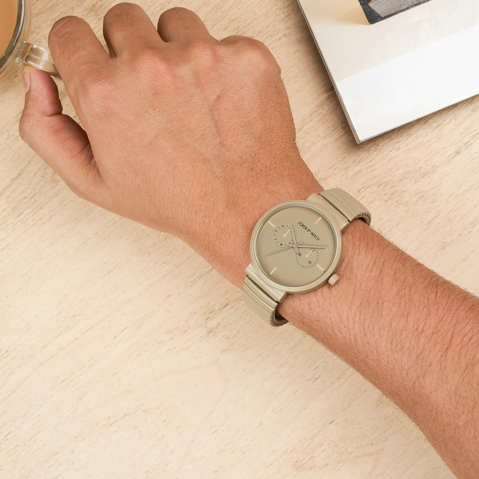 Airo Sand Large Dial Linked Chain Strap Unisex Watch - Image 2