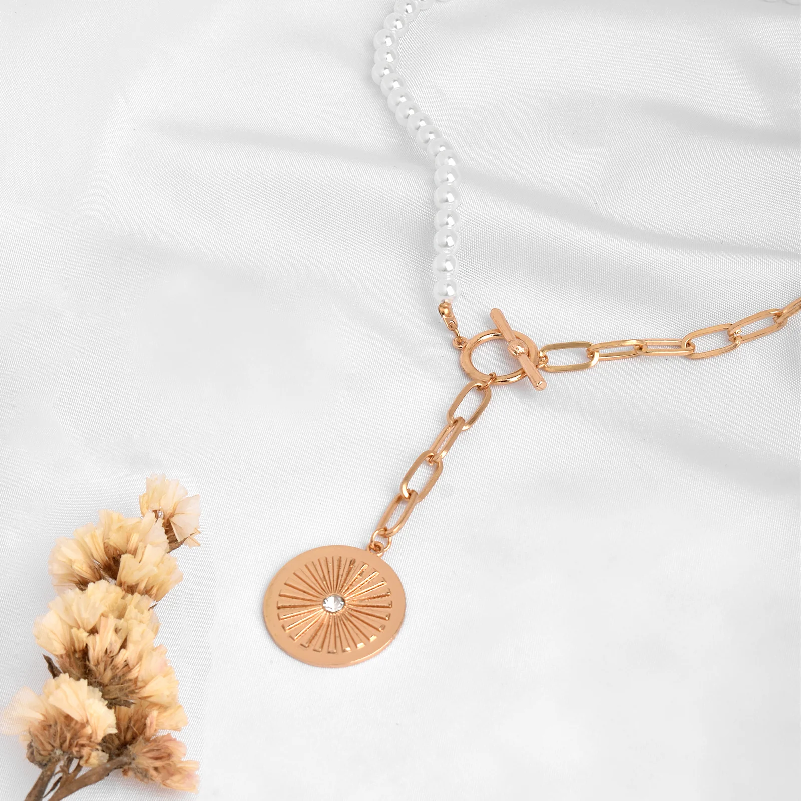 Bewitched Netta Pearl And Chainlink Drop Down Necklace