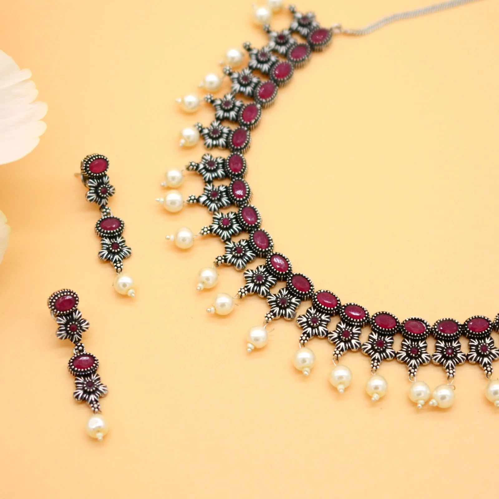 Ekladh Red Stone Silver Pearl Necklace Set