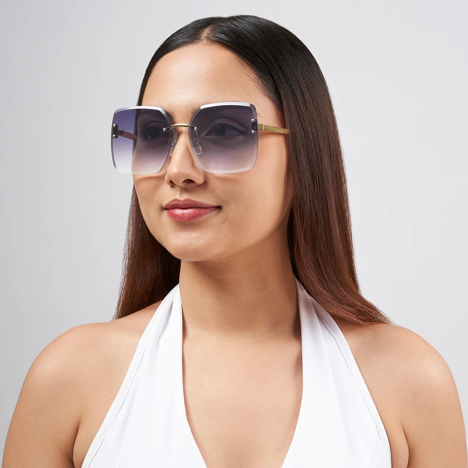 Flare Butterfly Purple Ombre Lens Gold Frame Sunglasses - Image 2