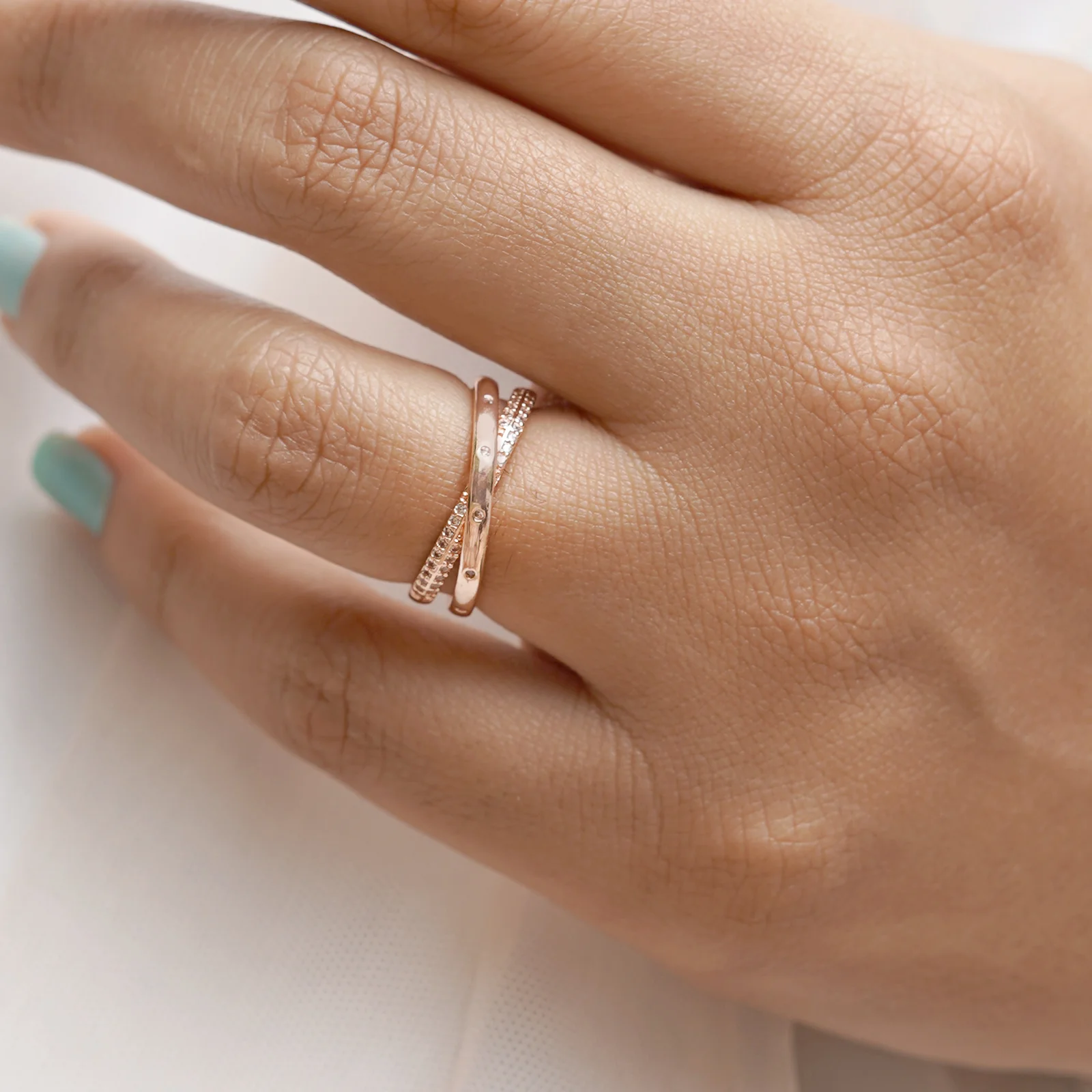 Fortuna Dainty Rosegold Ring