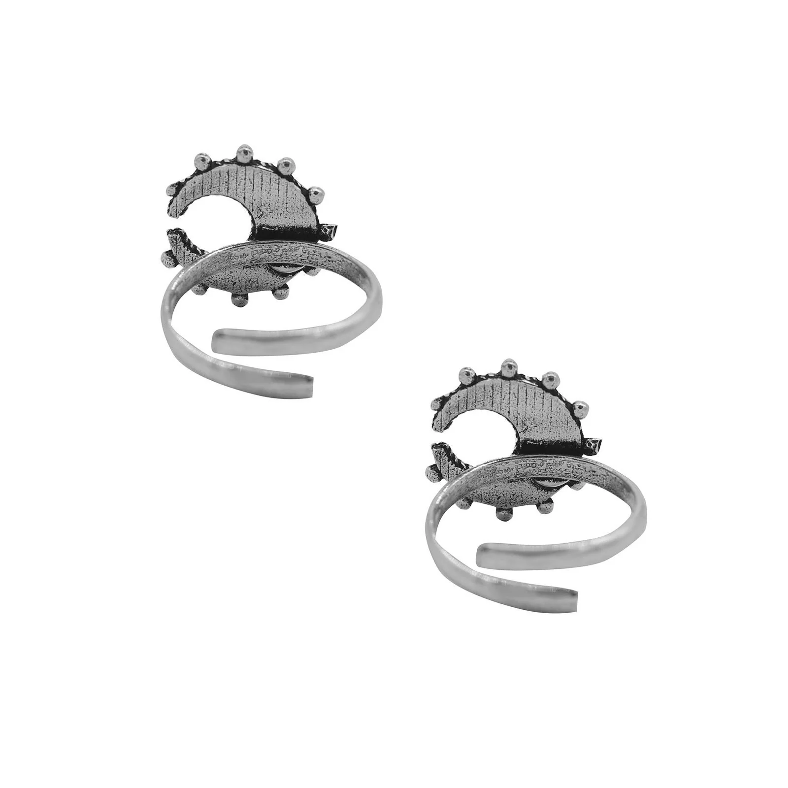 Kshtriya Moon Silver Oxidized Toe rings - Image 5