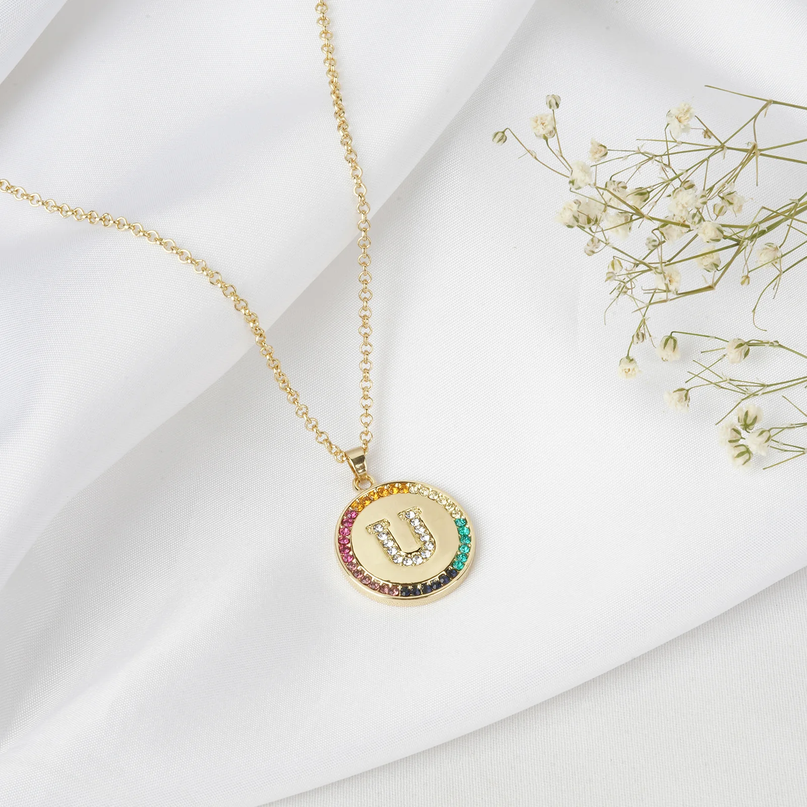 Starlet Alphabet U Necklace