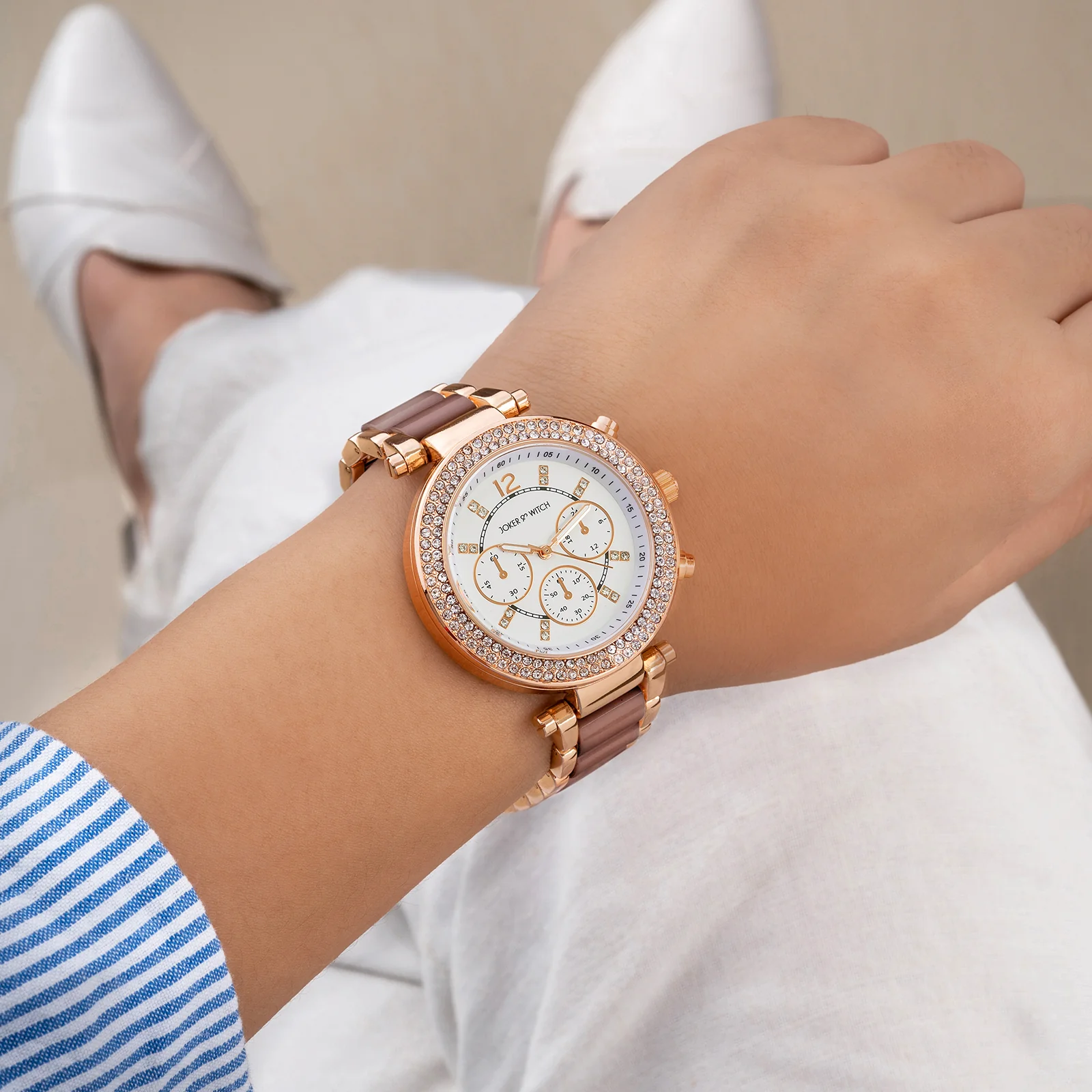 Suzanne White Large Rhinestone Dial Brown Ceramic Linked Chain Strap Women's Watch - Image 2