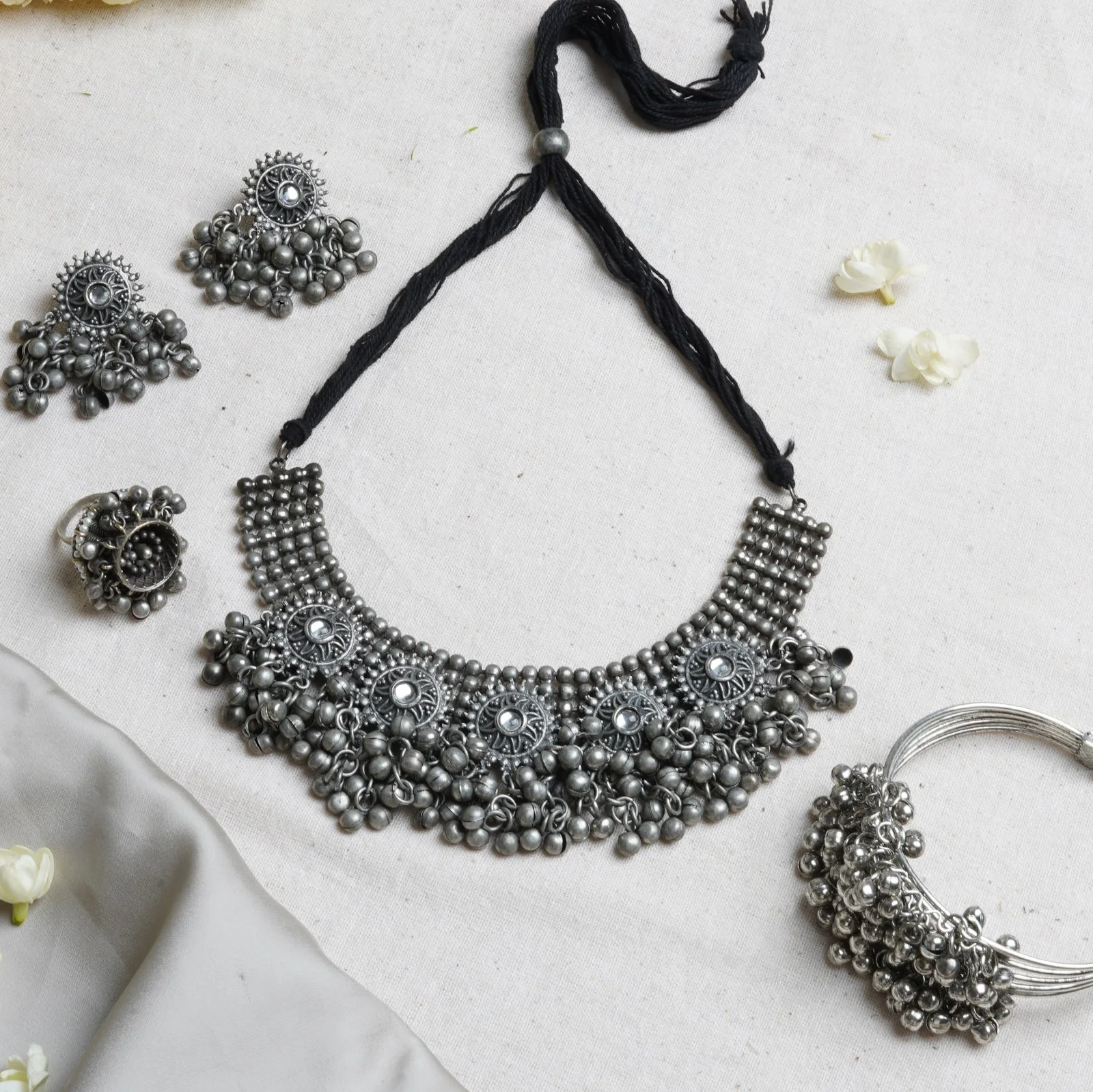 Teejh Deeher Silver Oxidised Jewelry Gift Set