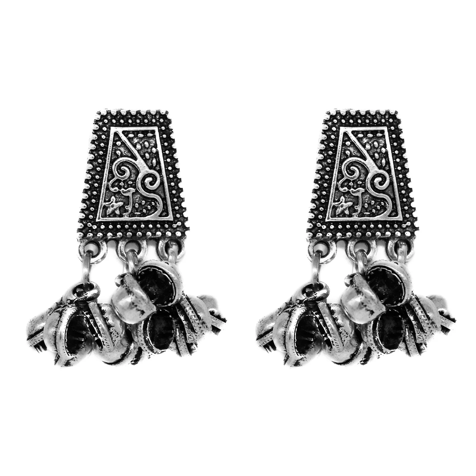 Teejh Driti Metallic Silver Oxidized Jewelry Gift Set - Image 4