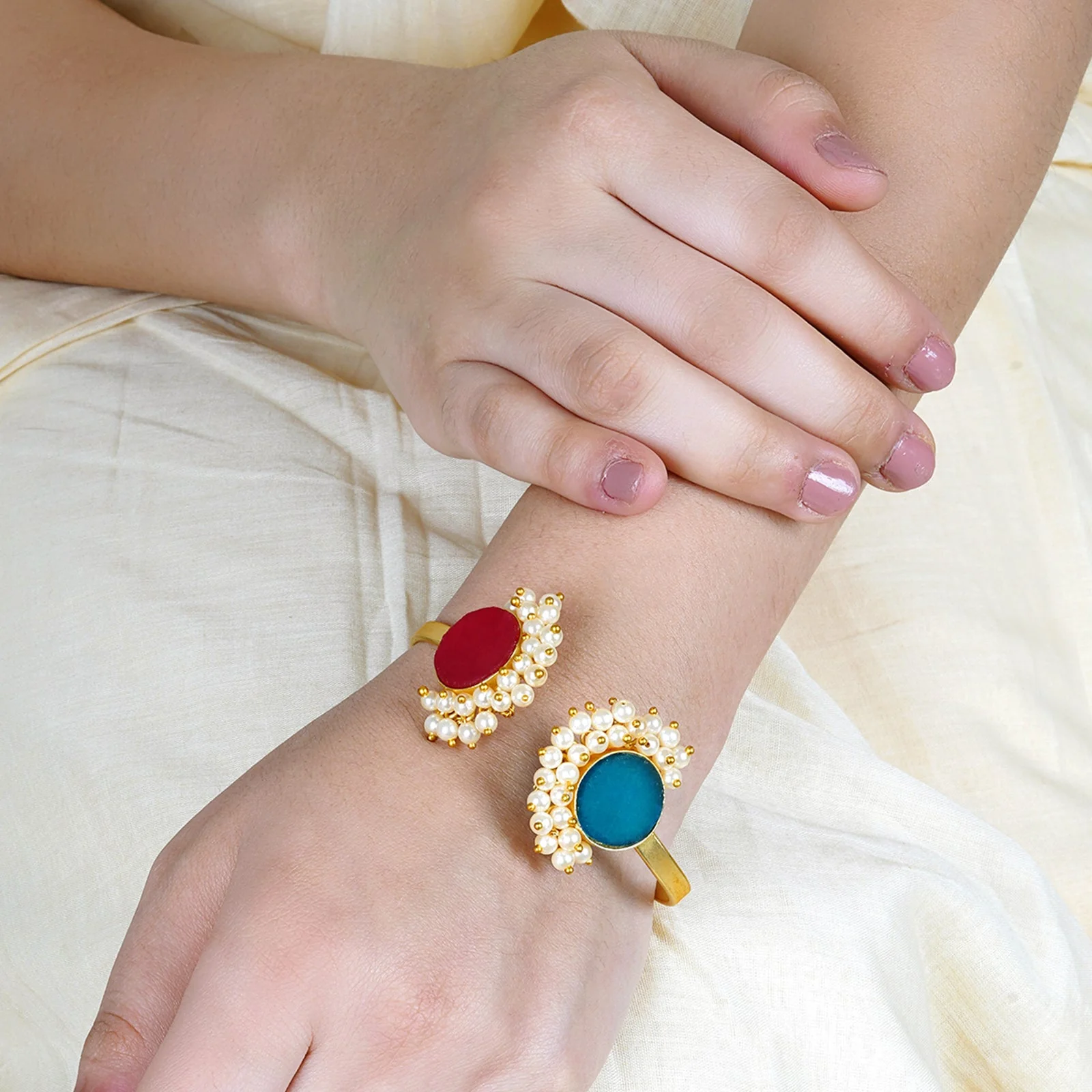 Teejh Piyali Red And Blue Studded Pearl Bracelet