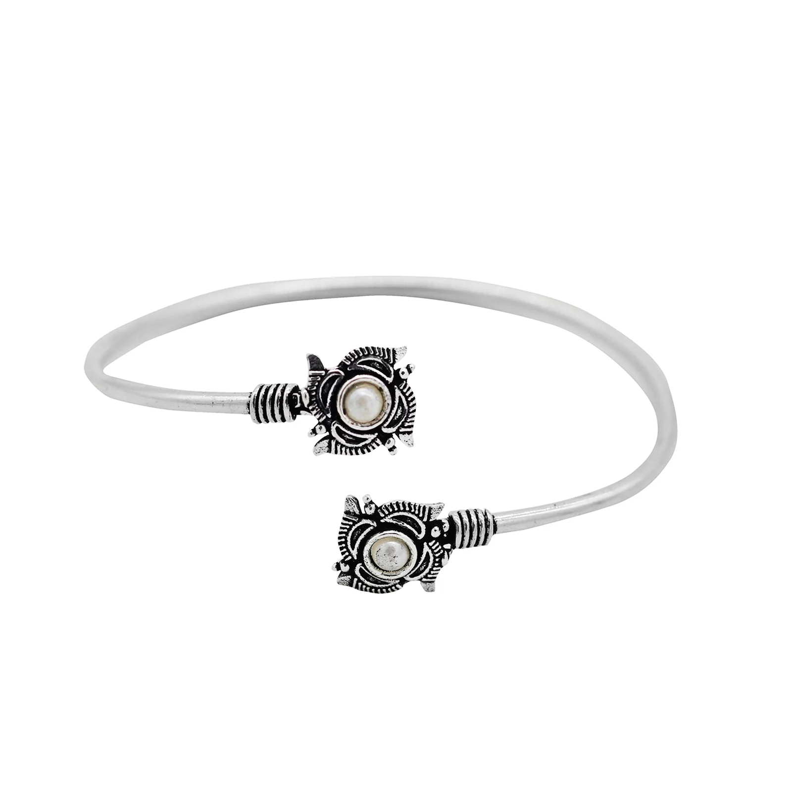 Teejh Rekha Silver Oxidised Jewelry Set - Image 3