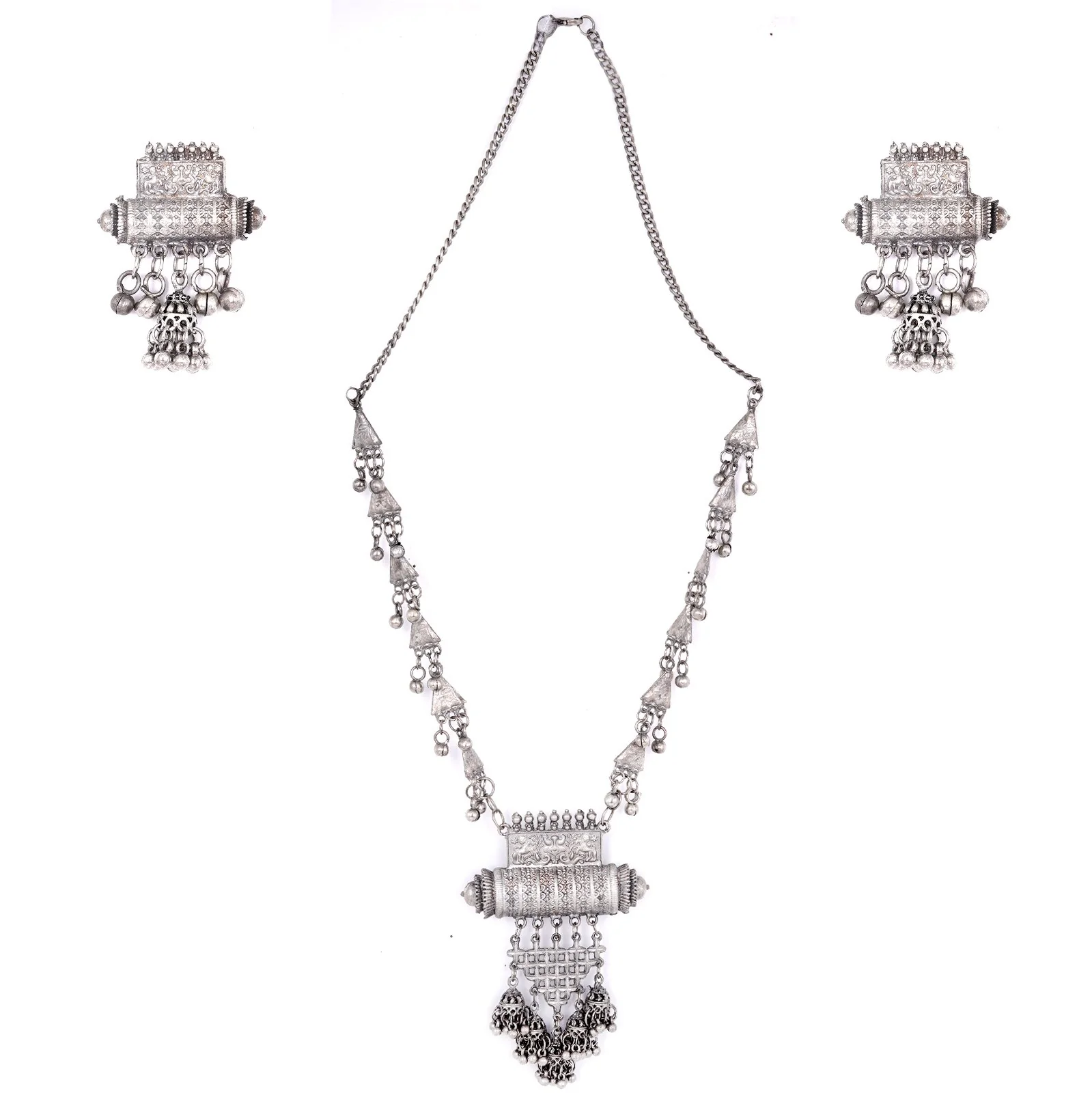 Teejh Rihana Ethnic Silver Oxidised Necklace Set - Image 4