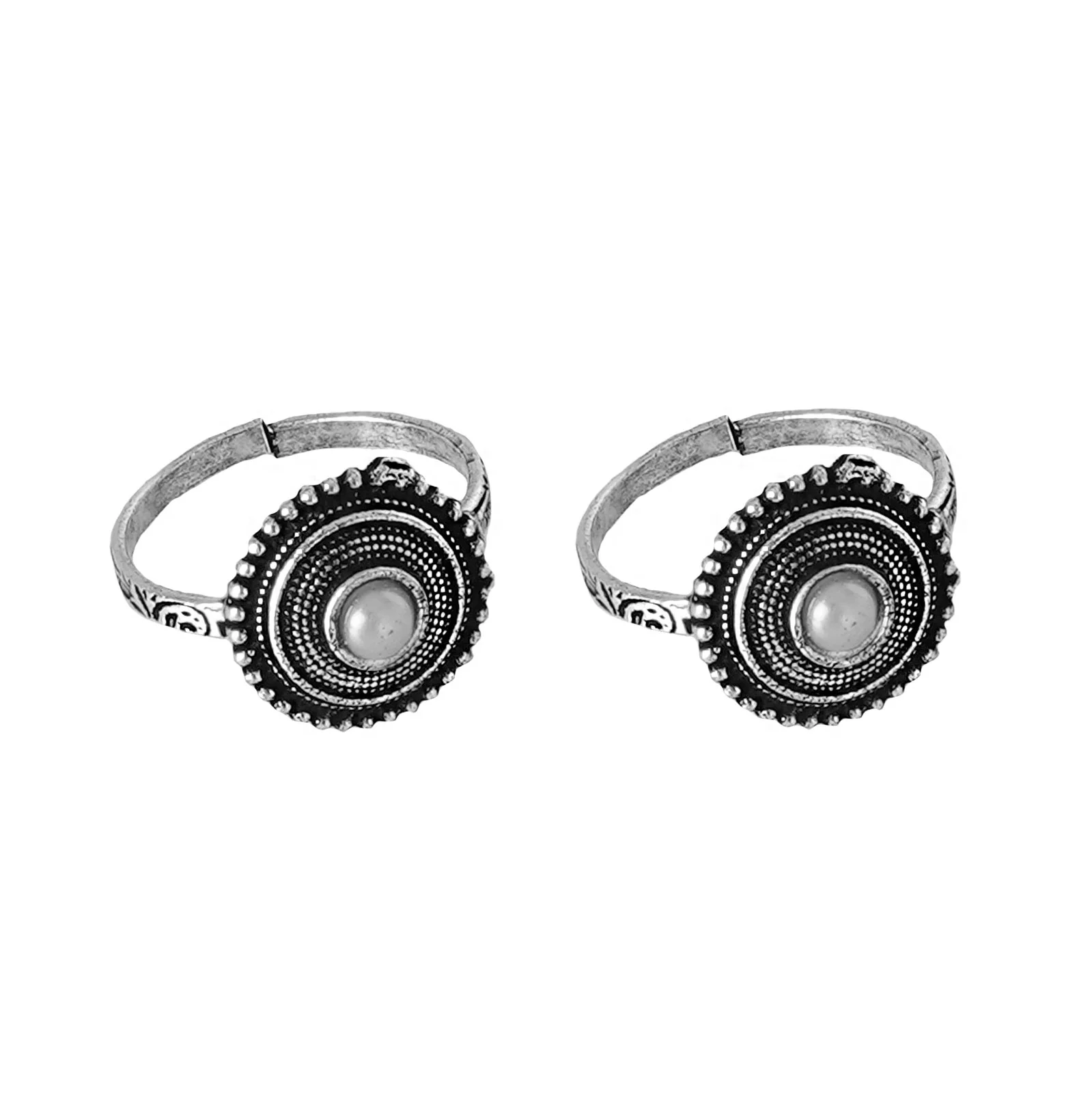 Teejh Shaanvi White Stone Silver Oxidised Toe Rings - Image 5
